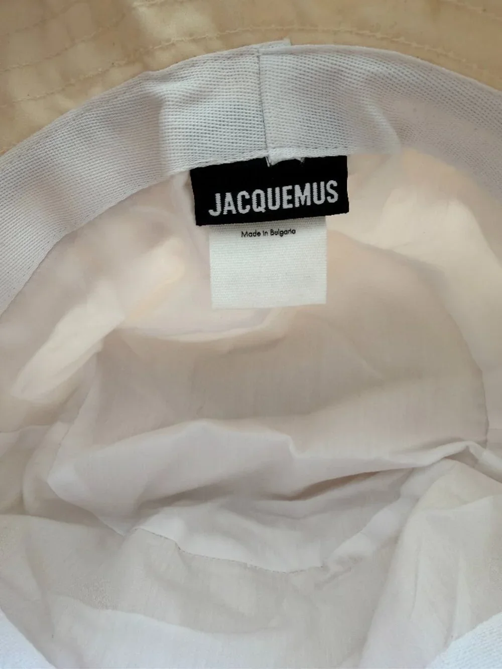 Jacquemus Le Bob Artichaut Bucket Hat – Off-White